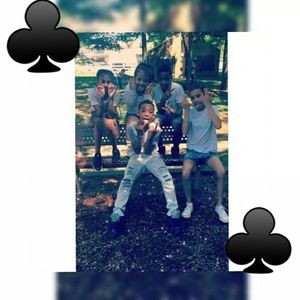 Meet your Posher, Devonte